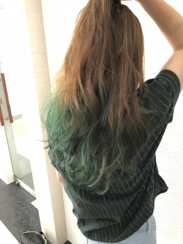 3945FA60-2BC3-4C83-B5B0-298C9CB6F1C9