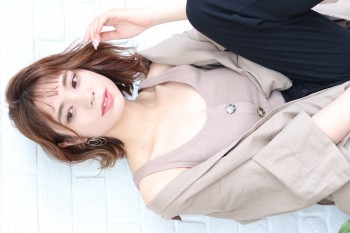 18B1EFA9-B110-4648-BAF9-26A97E82FEA2