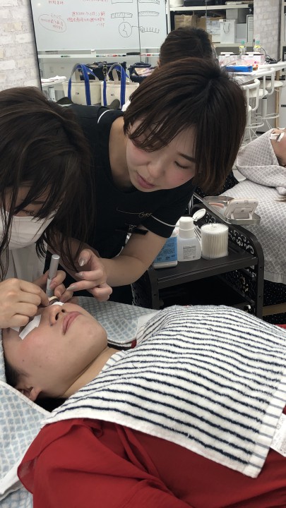 22BDCEA9-2060-45D2-88CF-82C135F753E6