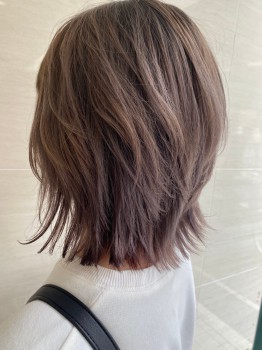 B5CCB75B-4A67-42FB-81C3-E653F179D79F