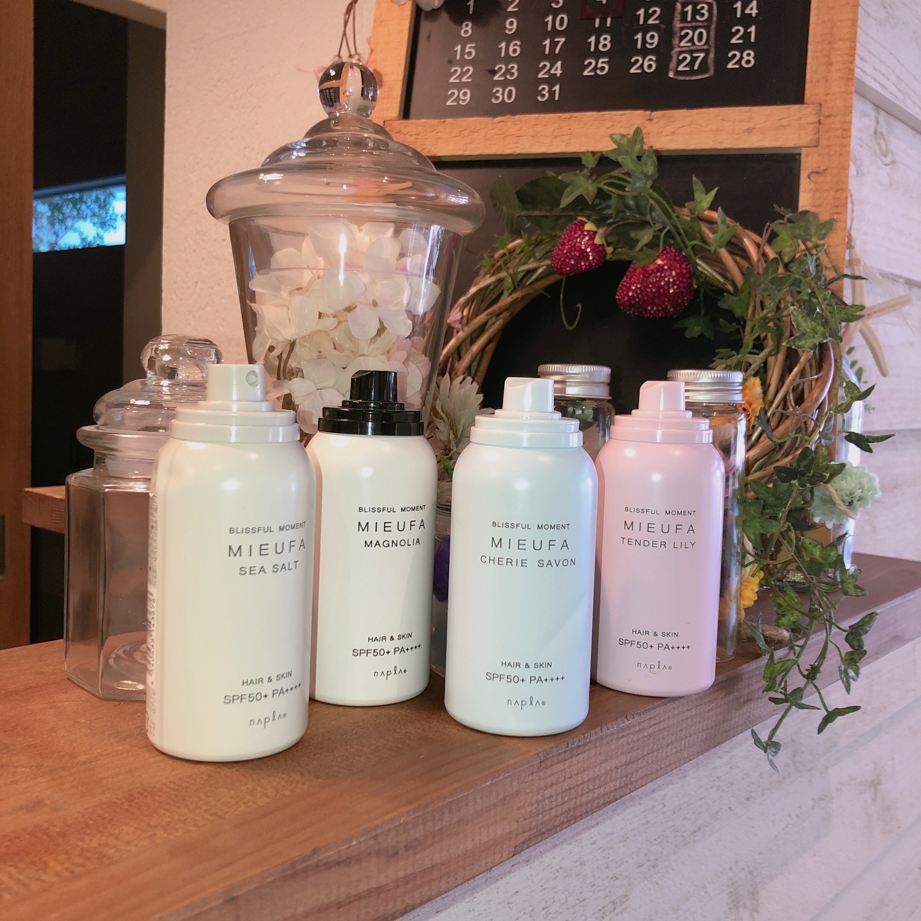 4DD574F6-811A-4BCA-9DF7-E8C0841308D4