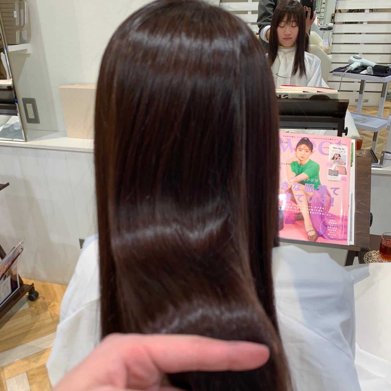 オーロ西大寺店 髪内部から集中トリートメント 大阪の豊中 緑地公園 池田 兵庫の西宮 武庫之荘 宝塚 奈良の西大寺 New Yorkにある美容院 トータルビューティーサロンoro オーロ