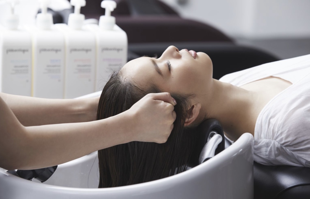 73EE0345-233F-4B5E-BEDE-B29EAC8D474C