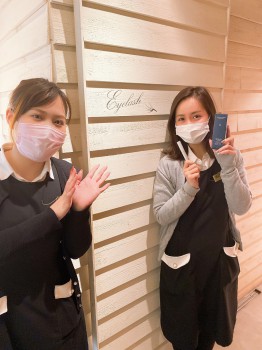 ACDEBAD4-C6E1-4E5F-B3E0-82F07B859B25