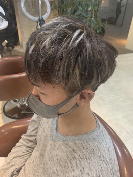 017EA685-F45B-4480-810B-DEC8E8D4E00D