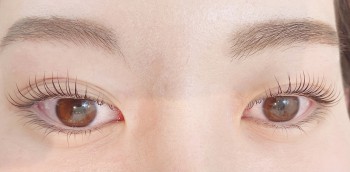 06518AE5-6454-40C0-B246-525D27B5E308