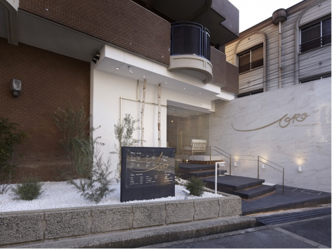 1DC63B8B-1AC0-49A0-9DC7-346C7E260123