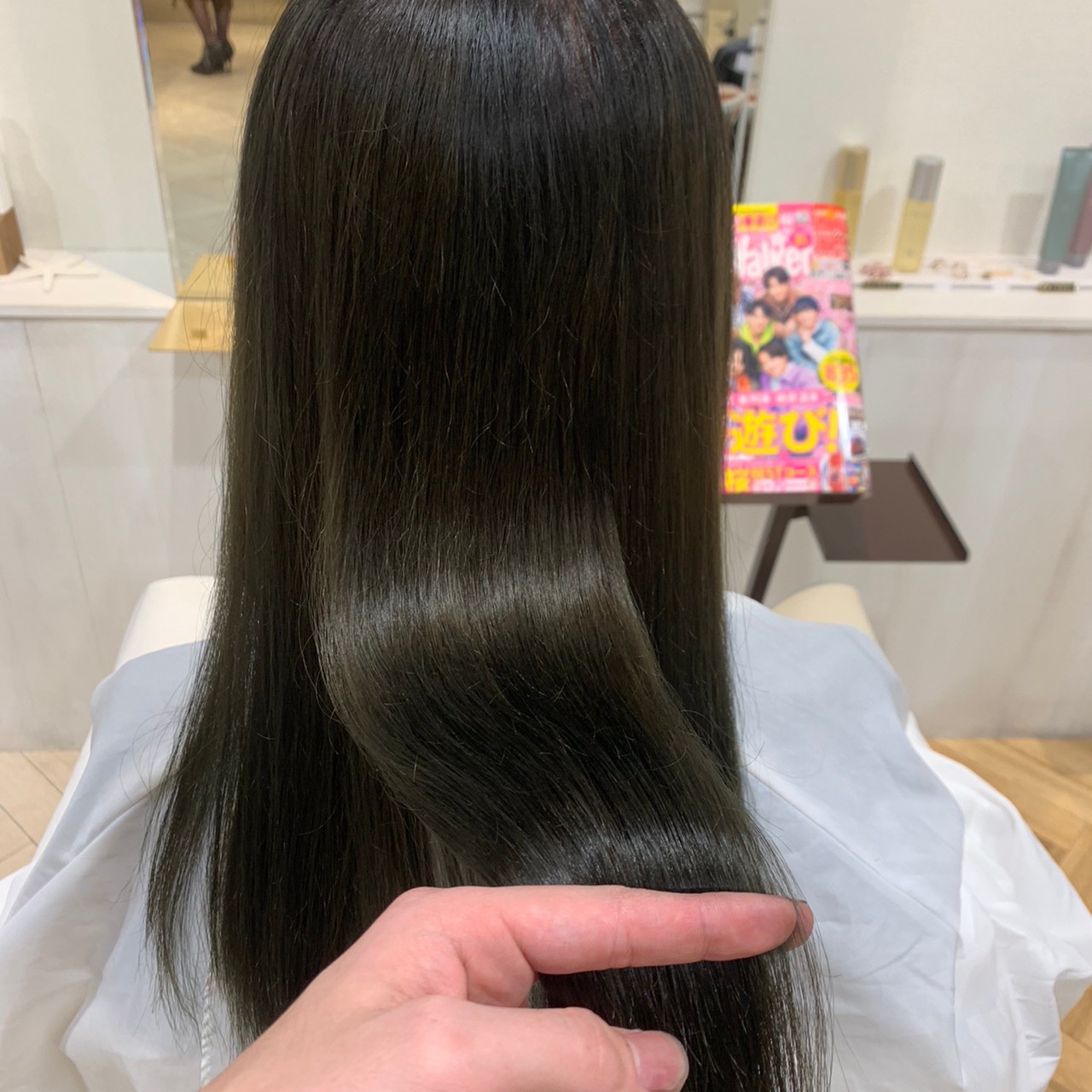 F6EE7F10-7E4F-46BB-8996-E2E27ED5F1BD