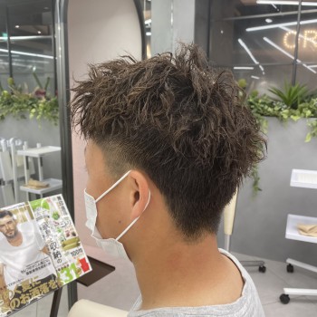 3277C924-A030-48D5-AD23-B62270543072