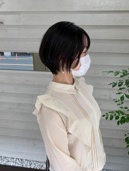 4724BF30-6C39-4438-A0FD-AE3C3B9E1B18