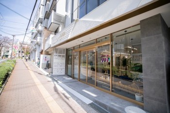 A4B2081A-A034-4DAE-A214-3C771D5186C7